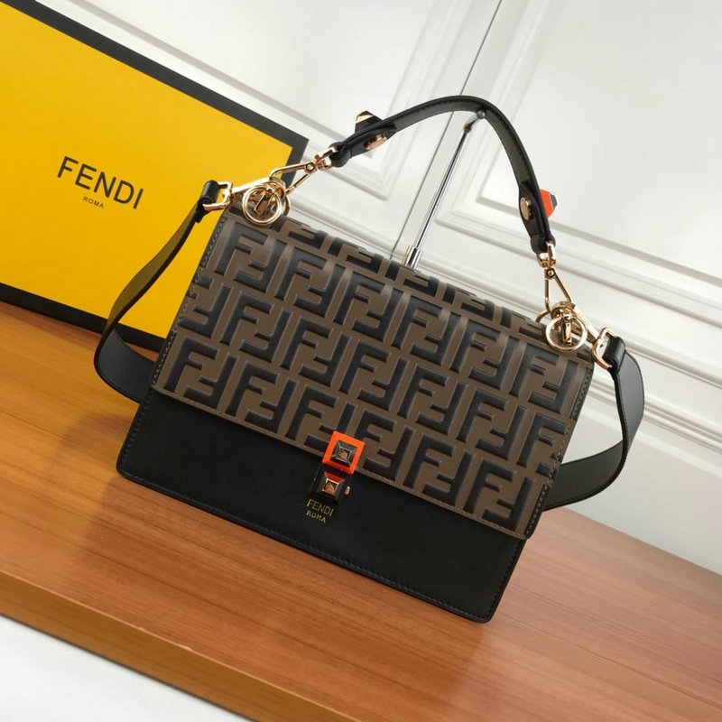 フェンディ FENDI 99-FD8806 2019年最新入荷 キャナイ Kan I ハンドバッグ 2way ショルダーバッグ カーフスキン レディース
