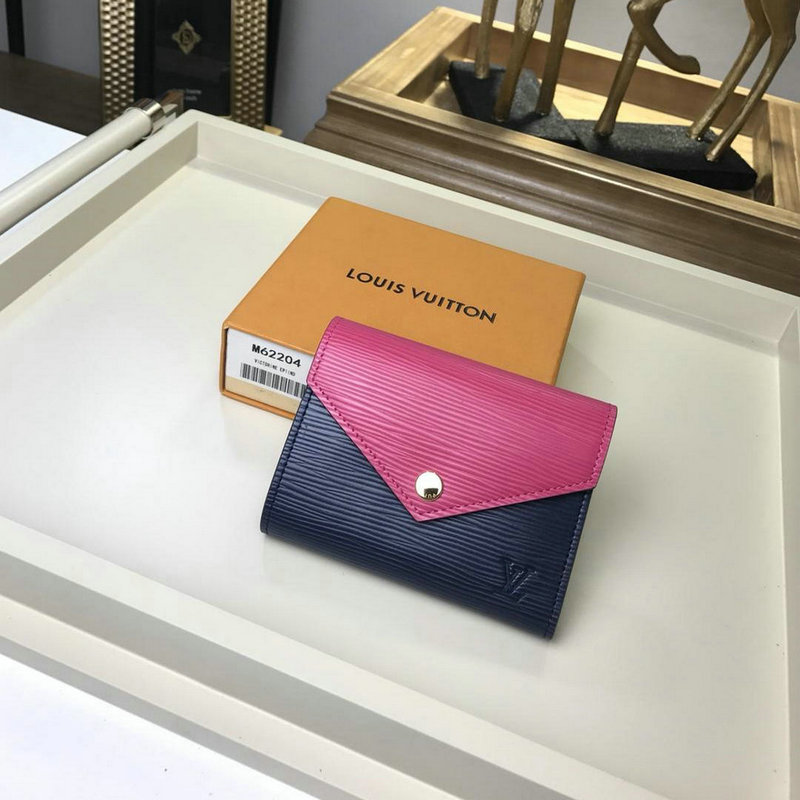 商品名称：ルイヴィトン LOUISVUITTON 99-M62204 2019年最新入荷 ポルトフォイユ ヴィクトリーヌ 三つ折り短財布 エピレザー ショートウォレット