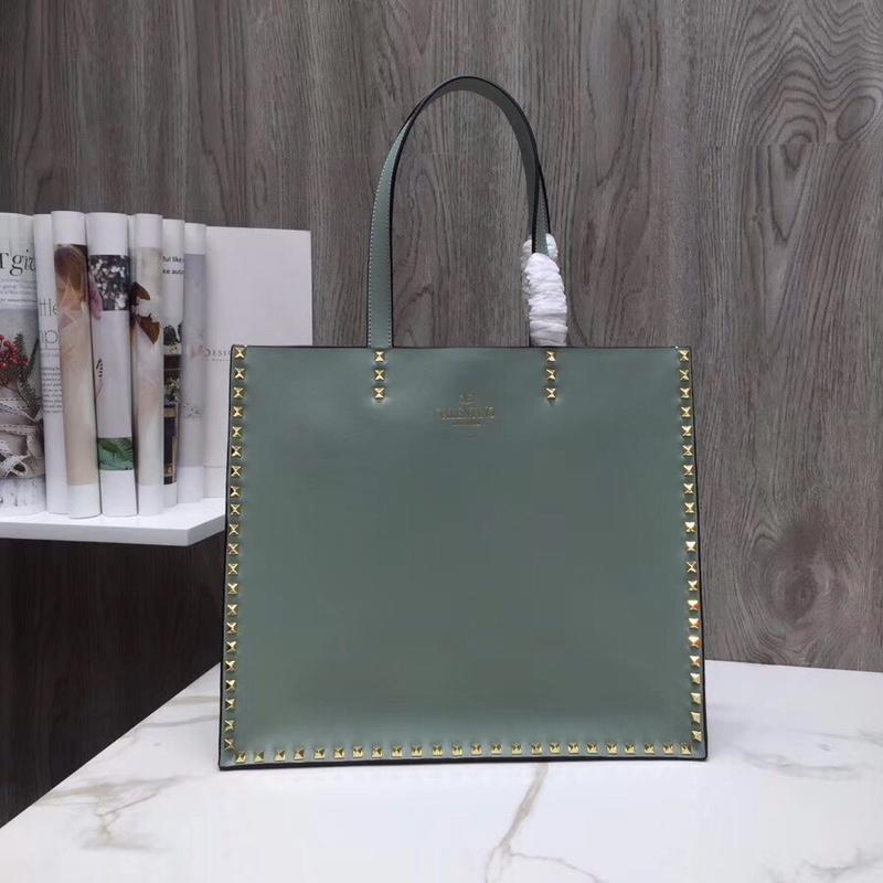 ヴァレンティノ Valentino 99-VL0978W 2019年最新入荷 ロックスタッズ ショッピングバッグ 大容量 ハンドバッグ レディースかばん トートバッグ カーフスキン