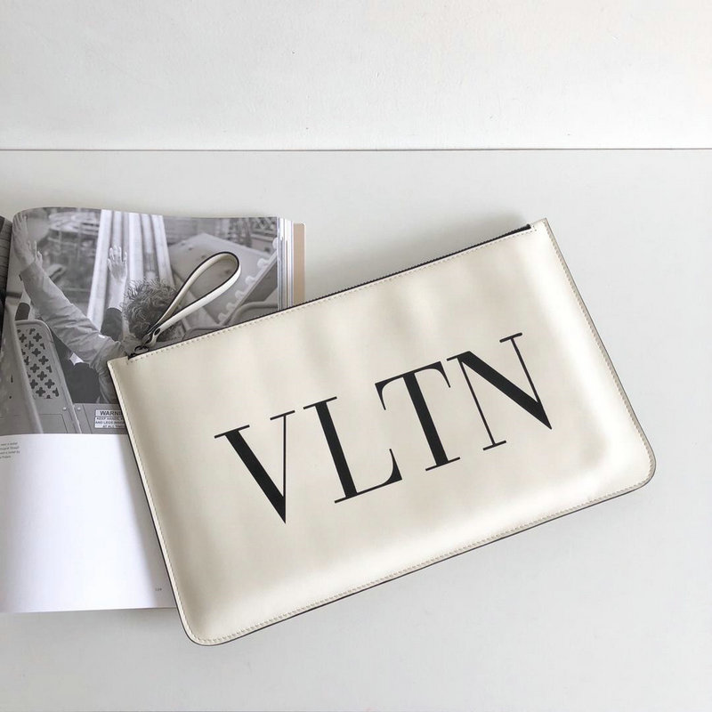 ヴァレンティノ Valentino  99-VLA090 2019年最新入荷 クラッチバッグ ポーチ 手持ちかばん カーフスキン 白