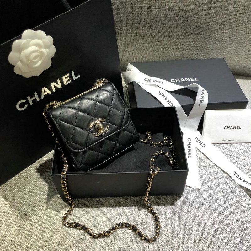 シャネル CHANEL BXN-CH0720 2019年最新入荷 イヴリングバッグ ショルダーバッグ 小銭入れ ラムスキン 黒