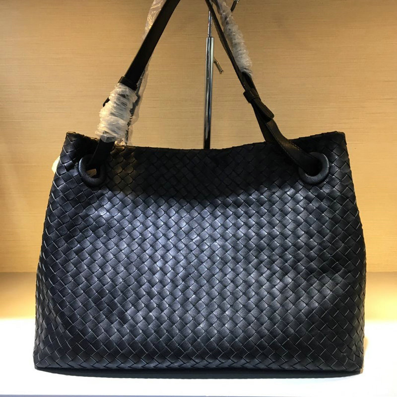 ボッテガヴェネタ BOTTEGAVENETA 2019年最新入荷 イントレチャート ナッパ ラージ ガルダバッグ ハンドバッグ トートバッグ ラムスキン レディース