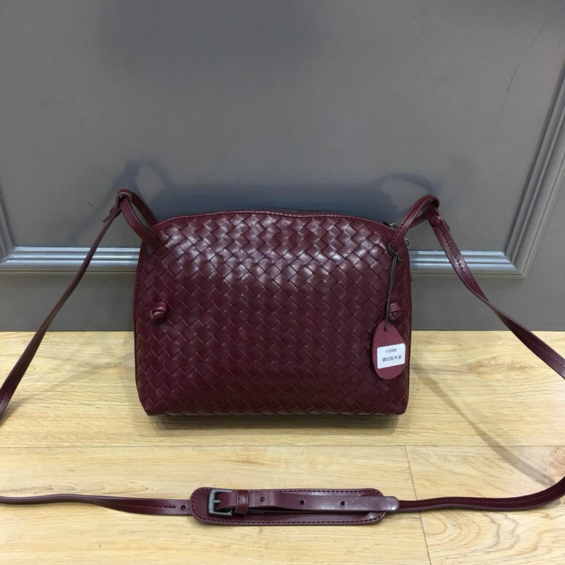 ボッテガヴェネタ BOTTEGAVENETA QJ-BOV1058NJH 2019年最新入荷 イントレチャート ナッパ ノディーニ バッグ 斜め掛け ショルダーバッグ レディースかばん カーフスキン