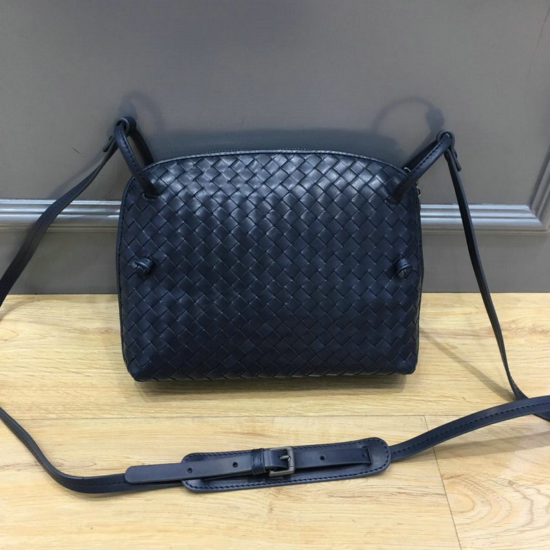 ボッテガヴェネタ BOTTEGAVENETA QJ-BOV1058NSL 2019年最新入荷 イントレチャート ナッパ ノディーニ バッグ 斜め掛け ショルダーバッグ レディースかばん カーフスキン