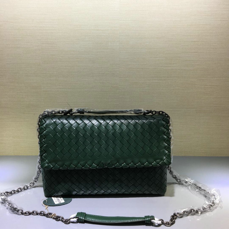 ボッテガヴェネタ BOTTEGAVENETA QJ-BOV1099YZQ 2019年最新入荷 イントレチャート ナッパ スモール オリンピアバッグ ショルダーバッグ ベルベット レディースかばん