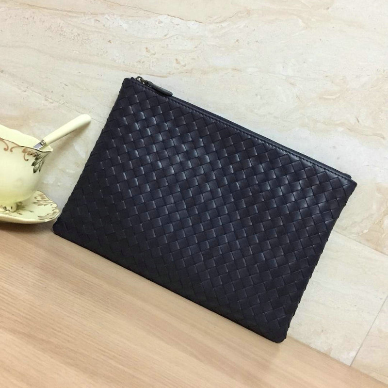 ボッテガヴェネタ BOTTEGAVENETA QJ-BOV1517 2019年最新入荷 イントレチャート 手持ちかばん クラッチバッグ カーフスキン メンズ 黒