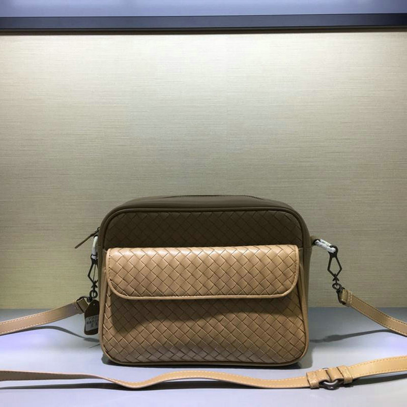 ボッテガヴェネタ BOTTEGAVENETA QJ-BOV3568 2019年最新入荷 メッセンジャー バッグ 斜め掛け ショルダーバッグ フリップ カーフスキン レディース