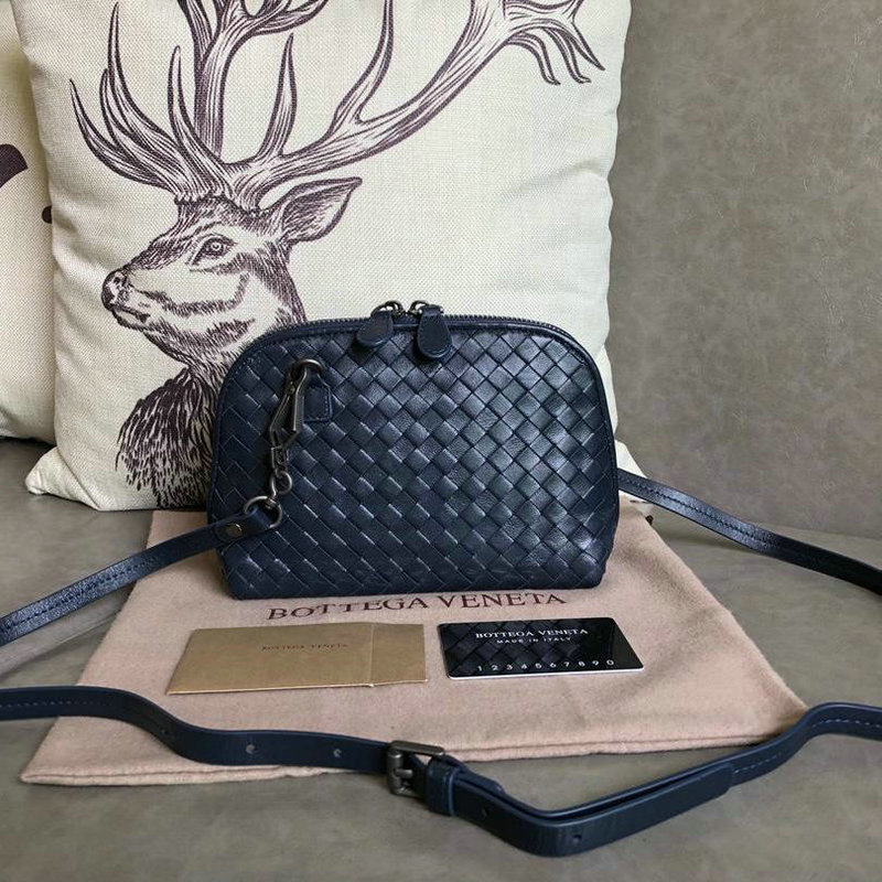 ボッテガヴェネタ BOTTEGAVENETA QJ-BOV5201SL 2019年最新入荷 斜め掛け ショルダーバッグ レディースかばん シェルバッグ ラムスキン 黒