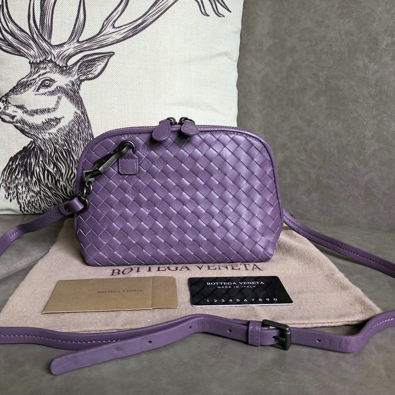 ボッテガヴェネタ BOTTEGAVENETA QJ-BOV5201ZS 2019年最新入荷 斜め掛け ショルダーバッグ レディースかばん シェルバッグ ラムスキン 黒