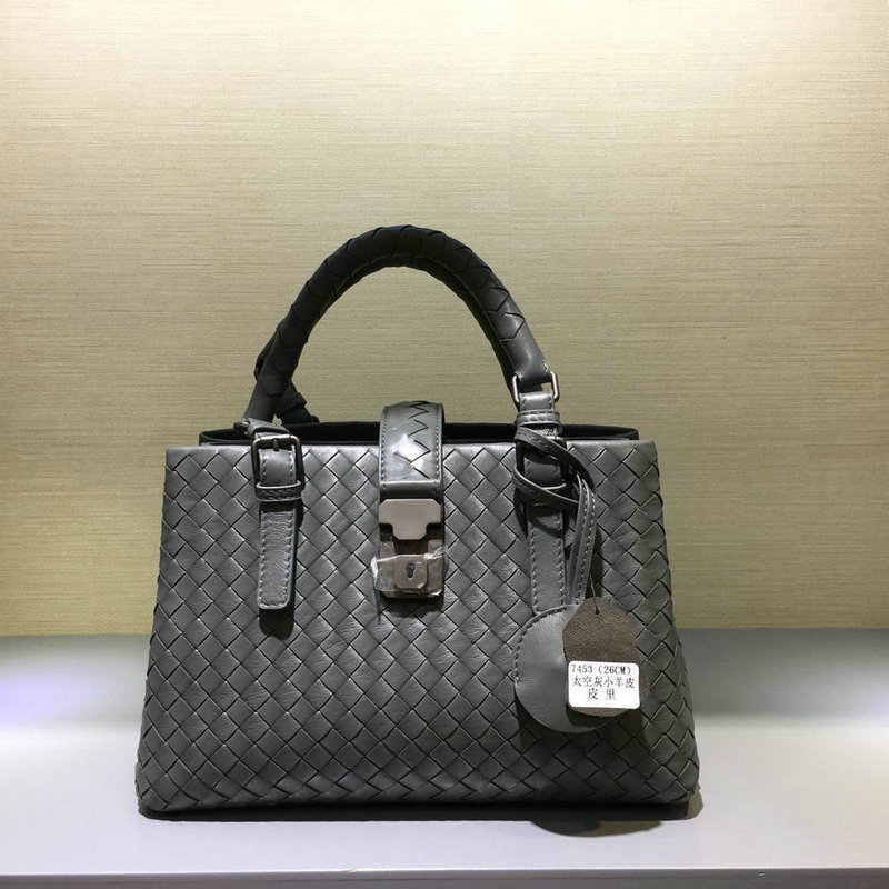 商品名称：ボッテガヴェネタ BOTTEGAVENETA QJ-BOV7453YKH 2019年最新入荷 イントレチャート カーフ ベビー ローマバッグ ハンドバッグ 2way ショルダーバッグ ラムスキン