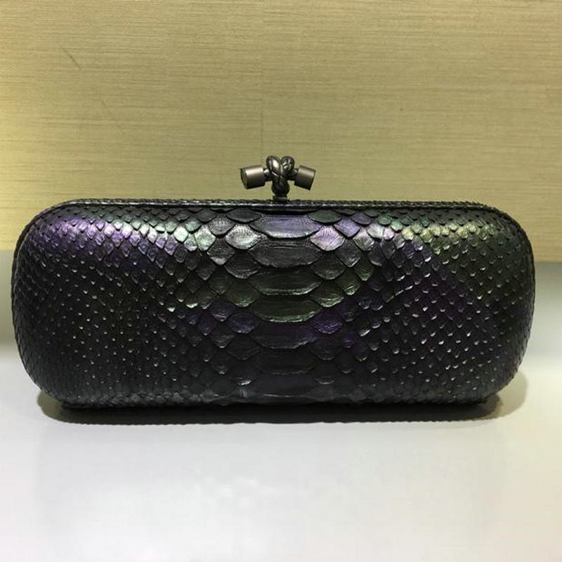 ボッテガヴェネタ BOTTEGAVENETA QJ-BOV8651SDQG 2019年最新入荷 イントレチャート インペロ アイヤーズ ストレッチ ノット 手持ちかばん 蛇柄