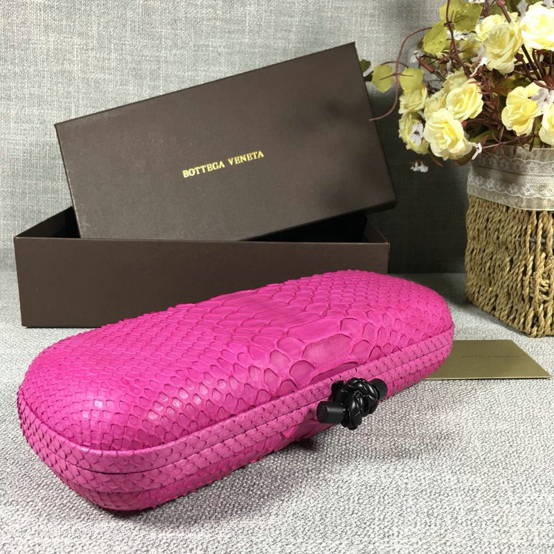 ボッテガヴェネタ BOTTEGAVENETA QJ-BOV8651SDQM 2019年最新入荷 イントレチャート インペロ アイヤーズ ストレッチ ノット 手持ちかばん 蛇柄