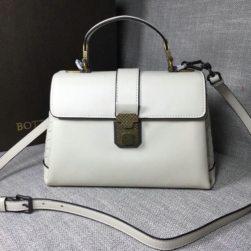 ボッテガヴェネタ BOTTEGAVENETA QJ-BOV276988QB 2019年最新入荷 カーフ スモール ピアッツァ バッグ ハンドバッグ 2way ショルダーバッグ