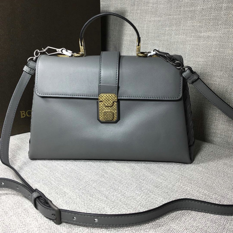 商品名称：ボッテガヴェネタ BOTTEGAVENETA QJ-BOV276988QH 2019年最新入荷 カーフ スモール ピアッツァ バッグ ハンドバッグ 2way ショルダーバッグ