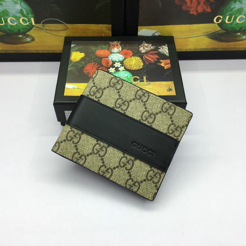 商品名称：グッチ GUCCI  057-GG459141 2019年最新入荷 GGスプリーム 二つ折り短財布 カードポケット付き プレゼント ギフト