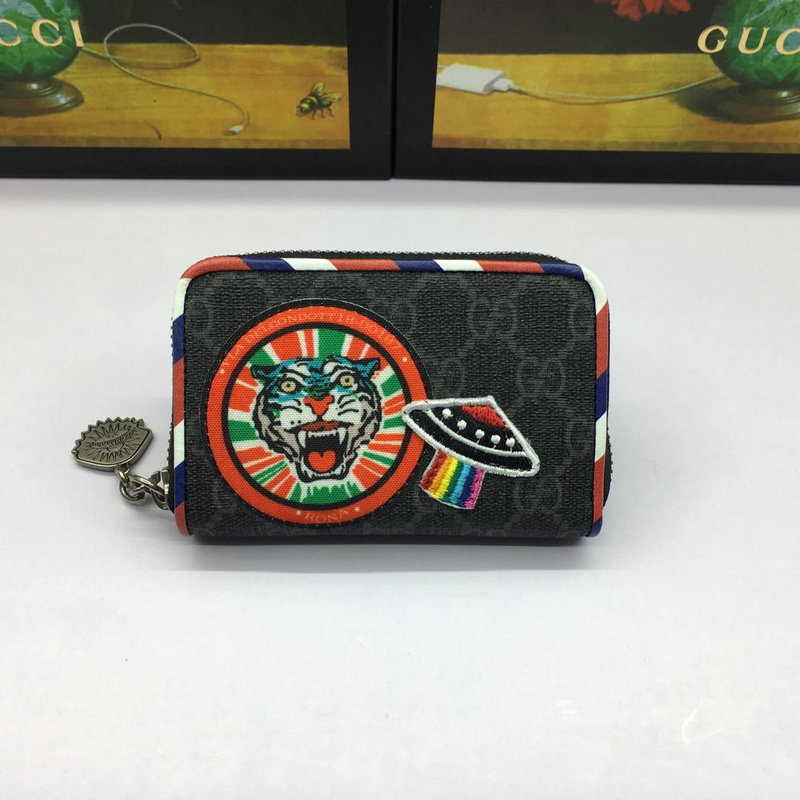 グッチ GUCCI  057-GG496343 2019年最新入荷 クーリエ GGスプリーム カード コインケース ジップウォレット 短財布 黒 プレゼント ギフト