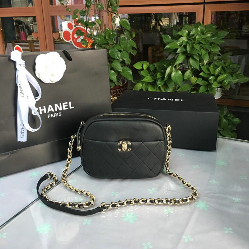 商品名称：シャネル CHANEL CC-CH0137 2019年最新入荷 カメラ ケース 斜めがけ ショルダーバッグ レディース メンズ カメラバッグ