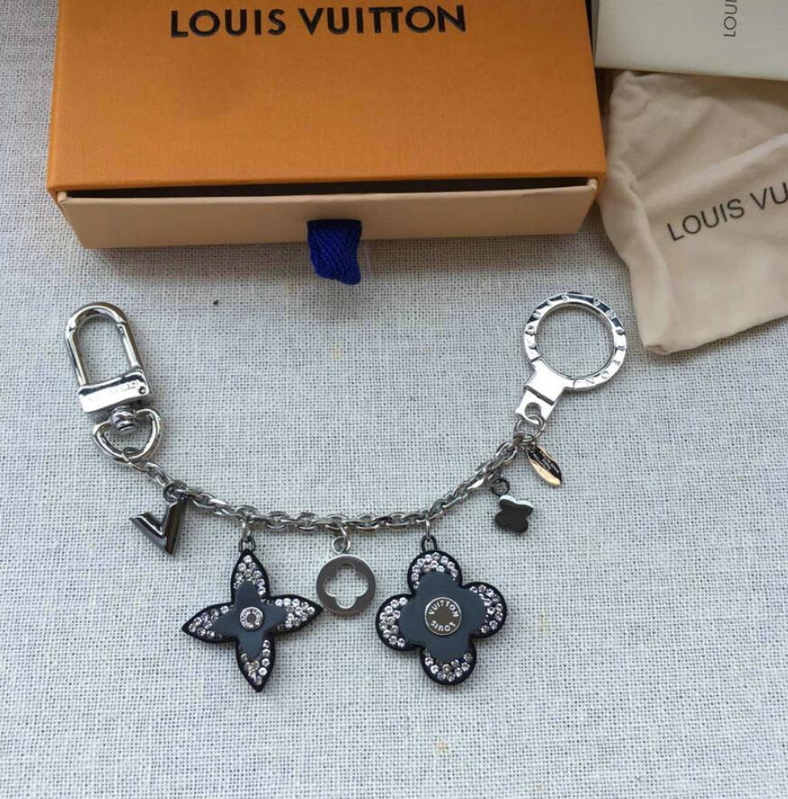 ルイヴィトン LOUISVUITTON 057-M64266 2019年最新入荷 ビジュー サック シェンヌ ブルーミング フラワー ストラス キーホルダー フラワーチャーム