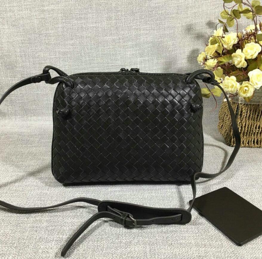 ボッテガヴェネタ BOTTEGAVENETA QJ-BOV1058YSF 2019年最新入荷 イントレチャート ナッパ ノディーニ バッグ 斜め掛け ショルダーバッグ レディースかばん ラムスキン