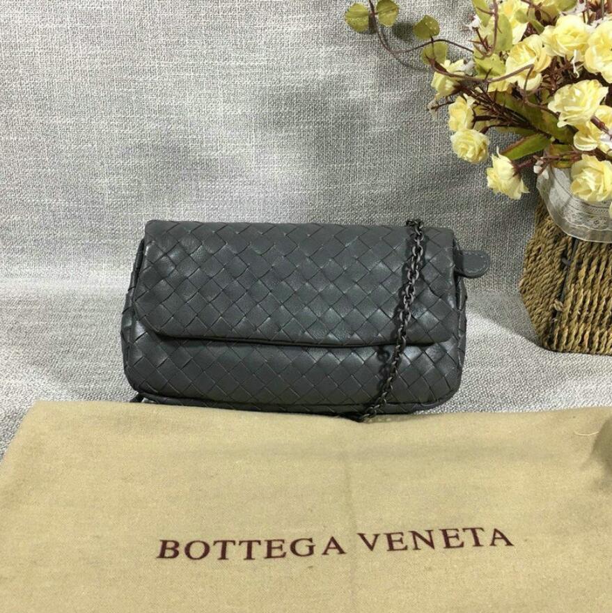 商品名称：ボッテガヴェネタ BOTTEGAVENETA QJ-BOV10954SH 2019年最新入荷 イントレチャート ナッパ メッセンジャーバッグ 斜め掛け ショルダーバッグ ラムスキン レディース