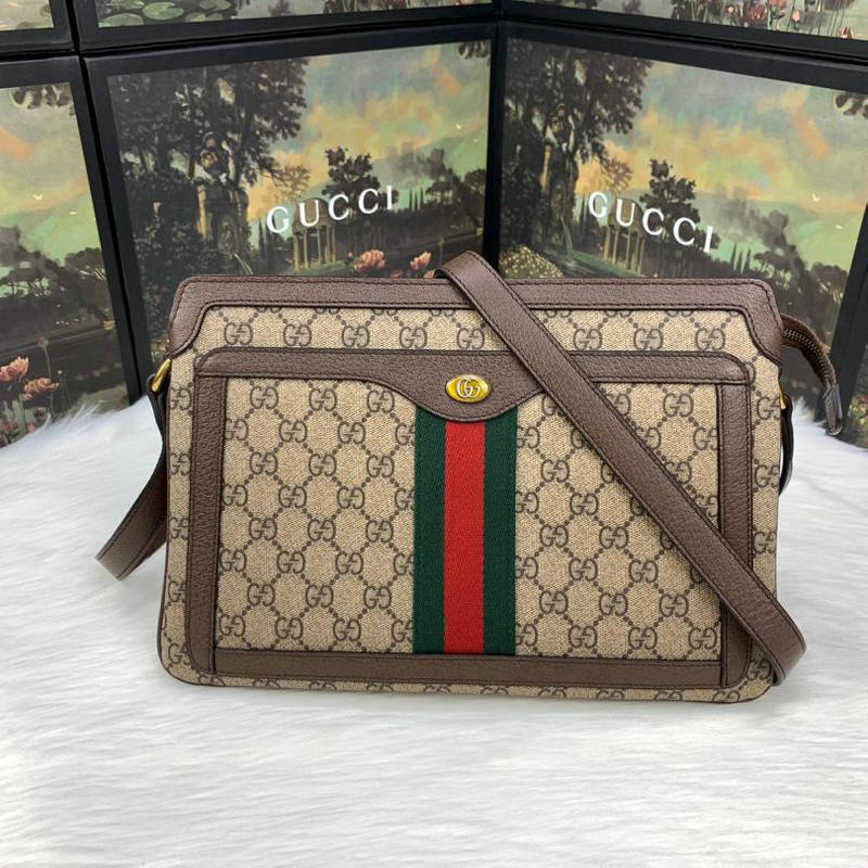 商品名称：グッチ GUCCI 057-GG523354 2019年最新入荷 GGスプリーム ミディアム ショルダーバッグ キャンパス