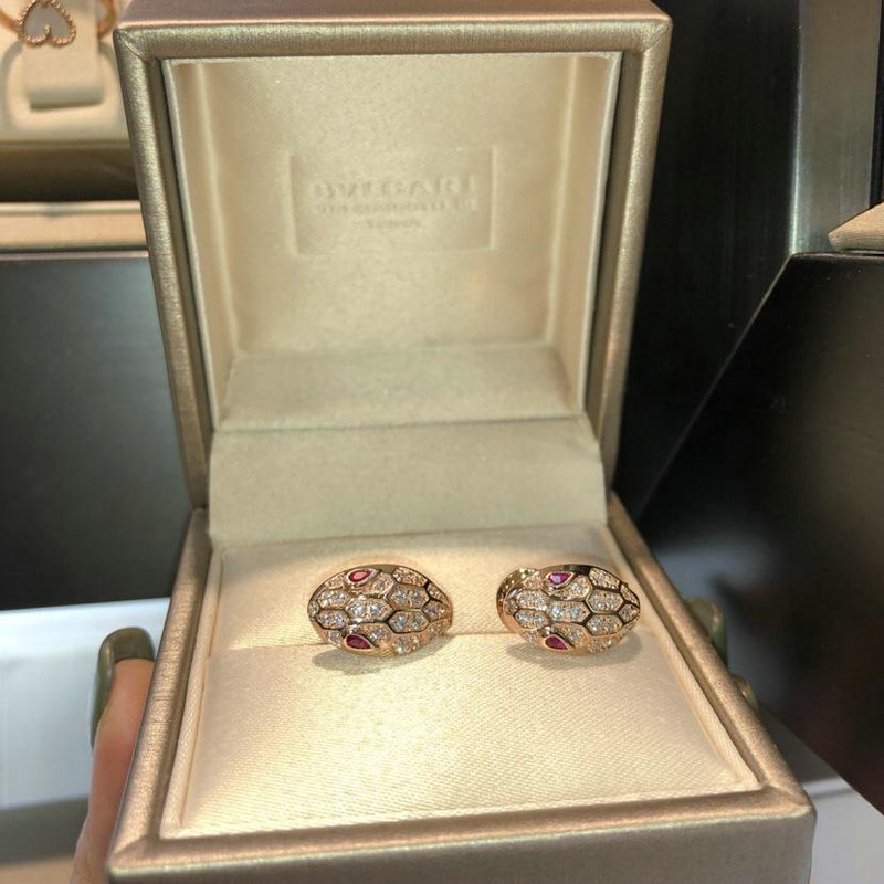 ブルガリ BVLGARI CZ-BVED19001 2019年最新入荷 セルペンティ イヤリング 蛇 パヴェダイヤモンド付き
