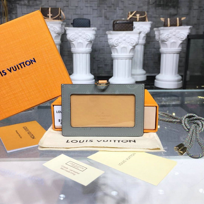 商品名称：ルイヴィトン LOUISVUITTON 057-M63234 2019年最新入荷 ノグラムチタニウム IDホルダー パスケース 乗車カードケース コスモス
