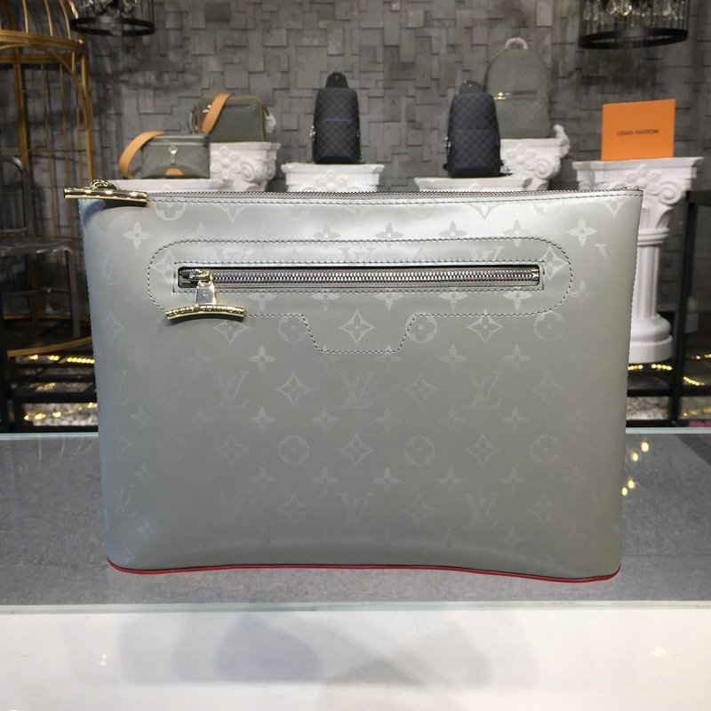 ルイヴィトン LOUISVUITTON 057-M63240 2019年最新入荷 ポシェット コスモス モノグラムチタニウム メンズ クラッチバッグ 手持ちかばん グレー