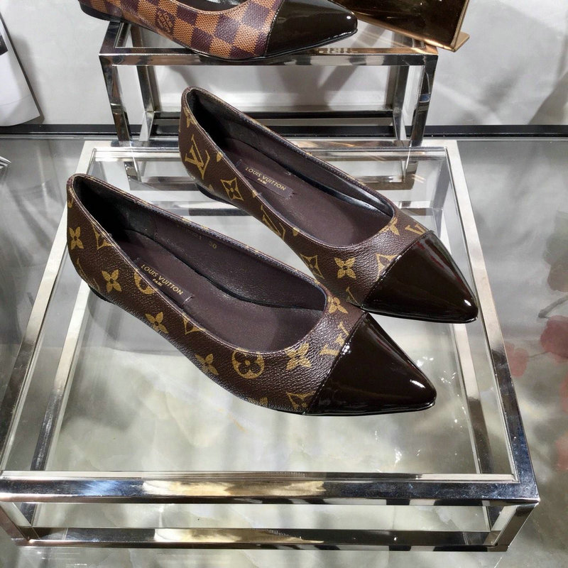 ルイヴィトン LOUISVUITTON 26-LVJ19010 2019年最新入荷 パンプス フラットシューズ ローファー カジュアル レディース 靴