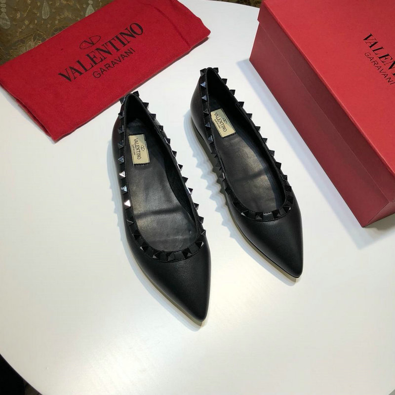 ヴァレンティノ Valentino 2019年最新入荷 ロックスタッズ スパイク バレリーナ フラットシューズ パンプス レディース ローファー