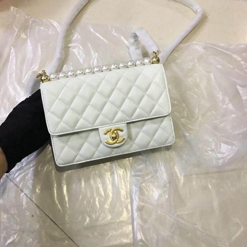 商品名称：シャネル CHANEL JS-CH0582 2019年最新入荷 フラップバッグ 斜め掛け ショルダーバッグ レディースかばん ラムスキン パール