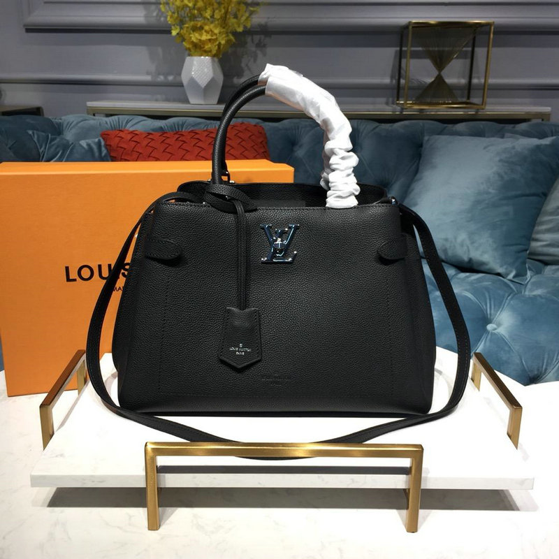 商品名称：ルイヴィトン LOUISVUITTON 057-M53730 2019年最新入荷 ロックミー デー ハンドバッグ 2way ショルダーバッグ レディース グレインカーフレザー