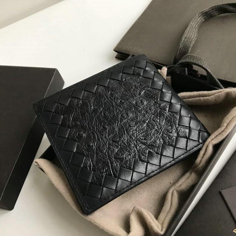 ボッテガヴェネタ BOTTEGAVENETA aj-BOV110915B 2019年最新入荷 イントレチャート ナッパ 二つ折りウォレット 短財布 カーフスキン