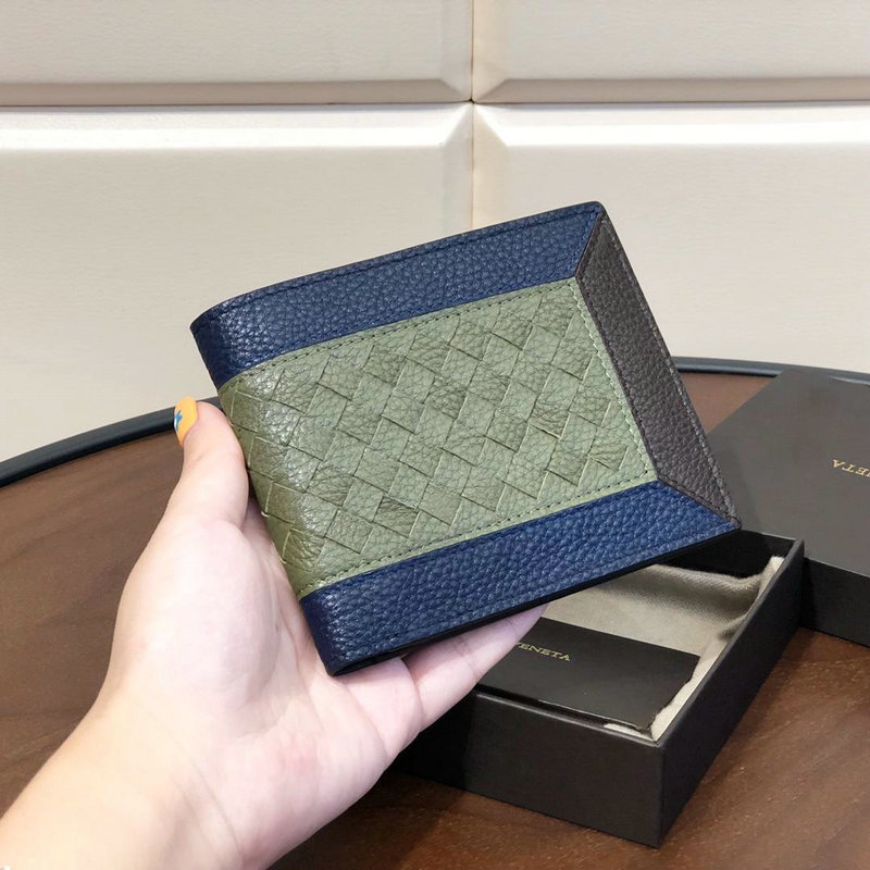 ボッテガヴェネタ BOTTEGAVENETA aj-BOV113993J 2019年最新入荷 イントレチャート ナッパ 二つ折りウォレット 短財布 カーフスキン