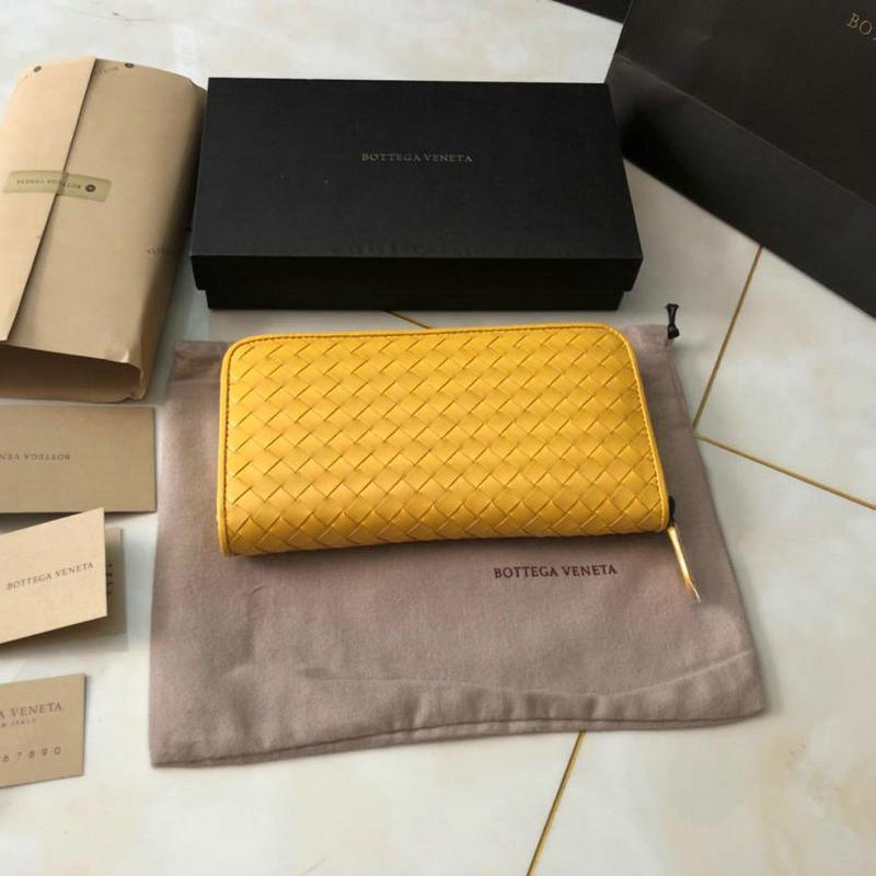 ボッテガヴェネタ BOTTEGAVENETA aj-BOV114076Y 2019年最新入荷 イントレチャート ジップラウンドウォレット ファスナー長財布 カーフスキン