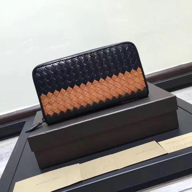 ボッテガヴェネタ BOTTEGAVENETA aj-BOV114076P 2019年最新入荷 イントレチャート ジップラウンドウォレット ファスナー長財布 カーフスキン