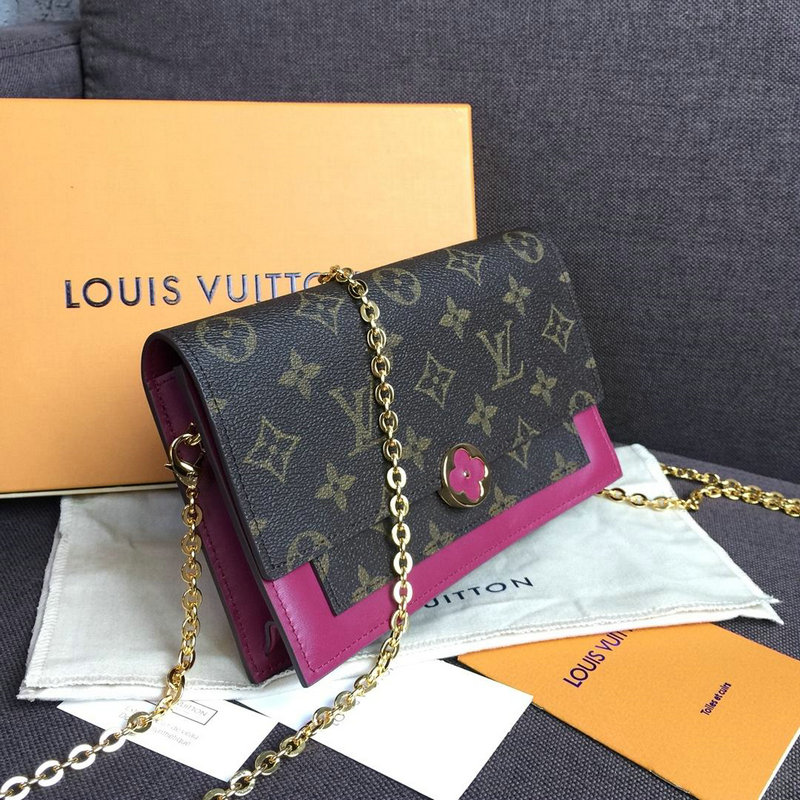 商品名称：ルイヴィトン LOUISVUITTON 057-M67404 2019年最新入荷 ポルトフォイユ フロール チェーンウォレット ショルダーバッグ モノグラムキャンパス