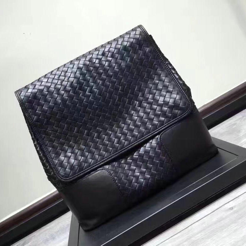 ボッテガヴェネタ BOTTEGAVENETA 2019年最新入荷 イントレチャート バックパック フラップ リュックサック メンズ リュック 通勤 通学 カーフスキン 黒