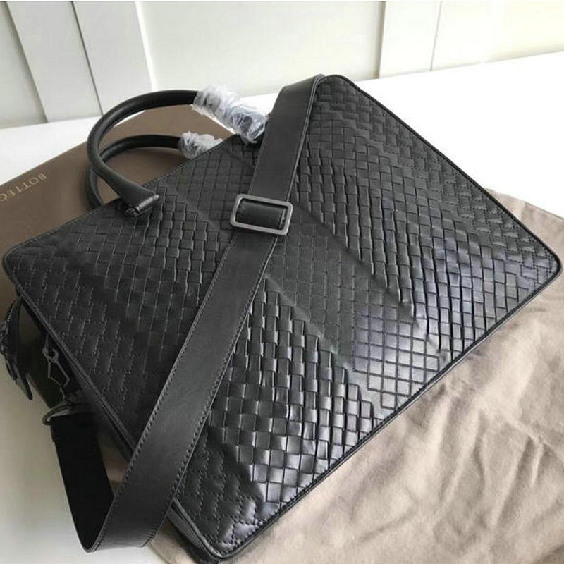 商品名称：ボッテガヴェネタ BOTTEGAVENETA aj-BOV474438 2019年最新入荷 イントレッチオ インペラトーレ カーフ ブリーフケース ビジネスバッグ メンズ 出張 通勤 黒