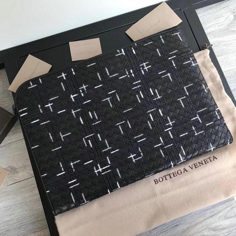 ボッテガヴェネタ BOTTEGAVENETA aj-BOV481088P 2019年最新入荷 イントレチャート ナッパ ラージ ドキュメントケース 手持ちかばん メンズ カーフスキン