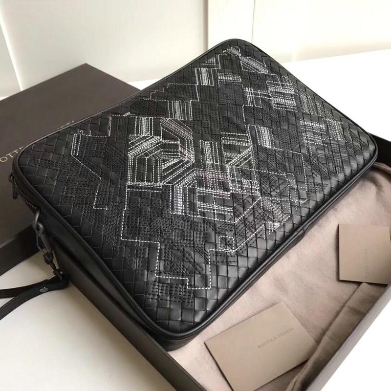 ボッテガヴェネタ BOTTEGAVENETA aj-BOV477618 2019年最新入荷 イントレチャート ドキュメントケース 手持ちかばん クラッチバッグ メンズ カーフスキン