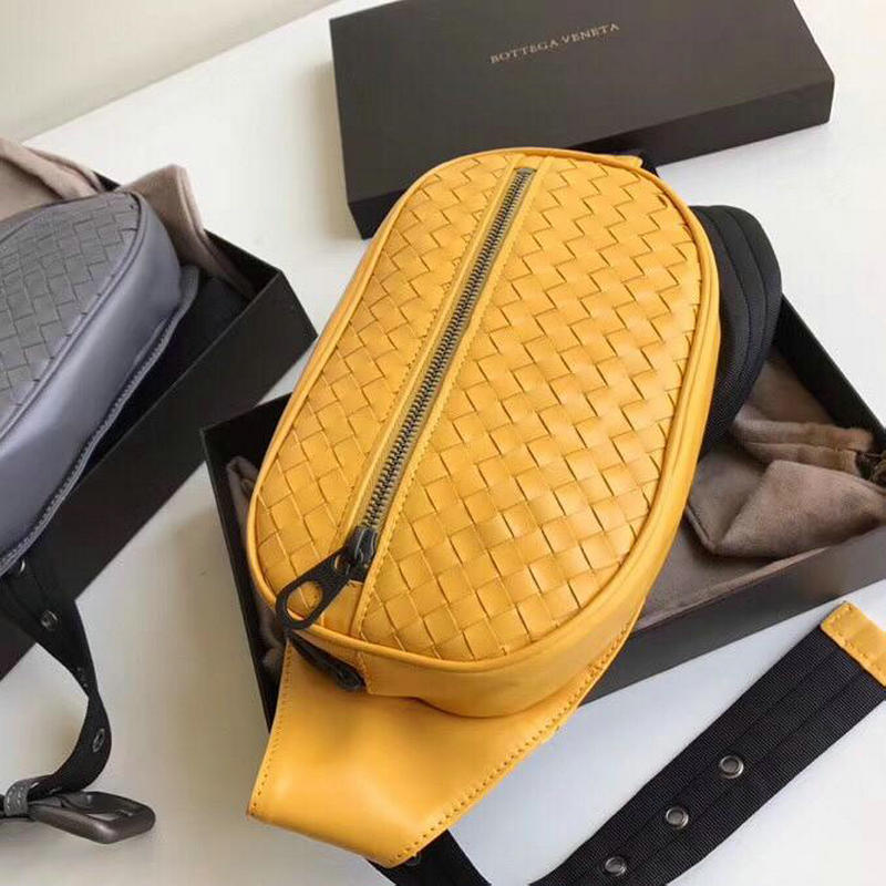 ボッテガヴェネタ BOTTEGAVENETA aj-BOV520452 2019年最新入荷 イントレチャート VN ベルトバッグ ボディバッグ ウェストバッグ 男女兼用