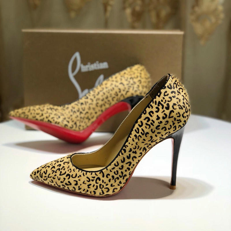 商品名称：クリスチャンルブタン CHRISTIAN LOUBOUTIN 26-CLJ19011 2019年春夏最新入荷 パンプス ハイヒールシューズ とんがりトウ レディース ピンヒール