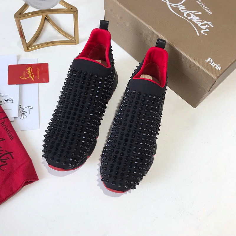 クリスチャンルブタン 26-CLJ19015 CHRISTIAN LOUBOUTIN 2019年春夏最新入荷 スニーカー カジュアルシューズ スタッズ付き スポーツシューズ レザー