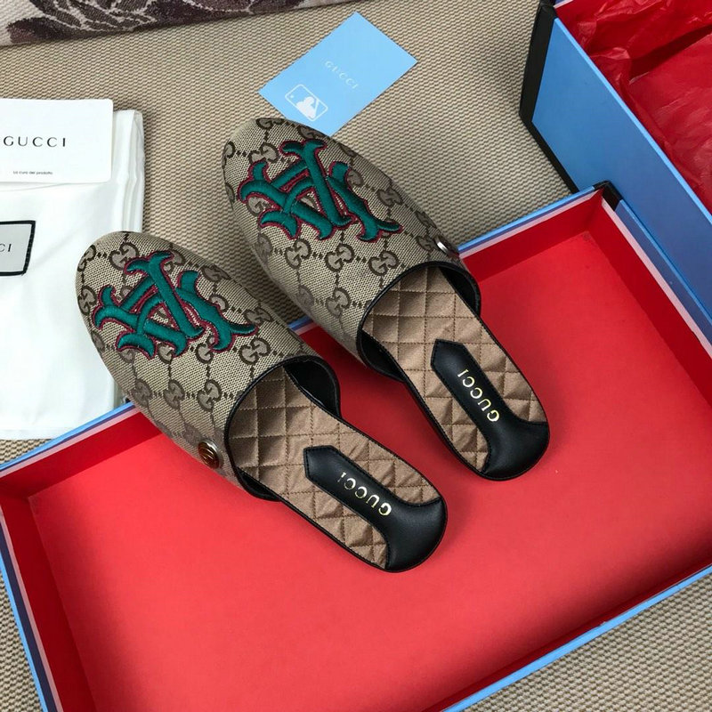 グッチ GUCCI 226-GGJ19046L 019年最新入荷 スリッパ レザー ミュール サンダル サマーサンダル レディース 靴