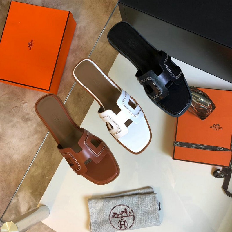 エルメス HERMES 226-HEJ19008 019年最新入荷 サンダル サマーサンダル スリッパ フラットシューズ レディース 靴 レザー