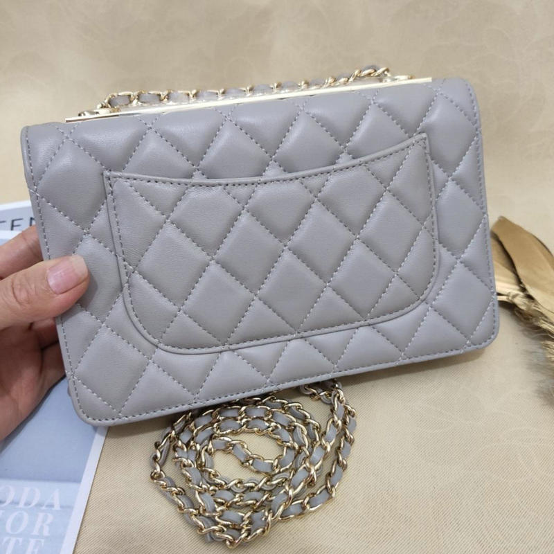 シャネル CHANEL CC-CH80972GYJ 2019年最新入荷 クラシック チェーンウォレット 斜め掛け ショルダーバッグ レディースかばん ラムスキン