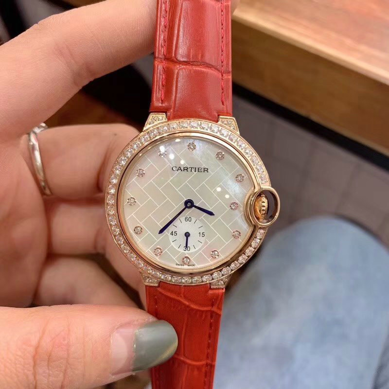 カルティエ CARTIER ZX-CAT19013 2019年最新入荷 バロン ブルー ドゥ カルティエ ウォッチ クォーツ腕時計 時計 本革ベルト