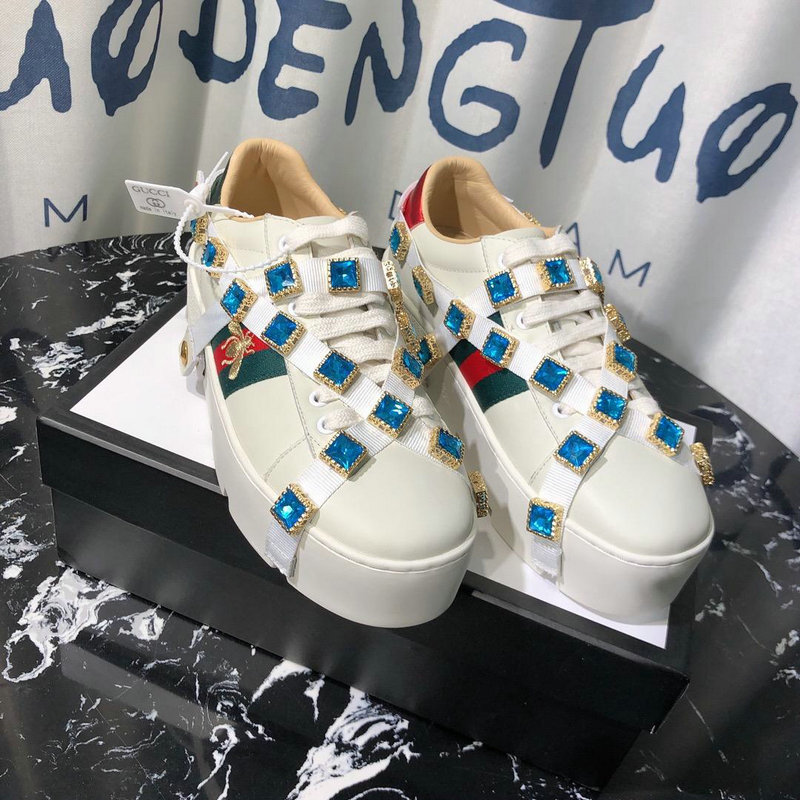 グッチ GUCCI 26-GGJ19051 2019年最新入荷 エース ウィメンズ エンブロイダリー付き プラットフォーム スニーカー カジュアルシューズ 白 取り外し可能なクリスタル付き