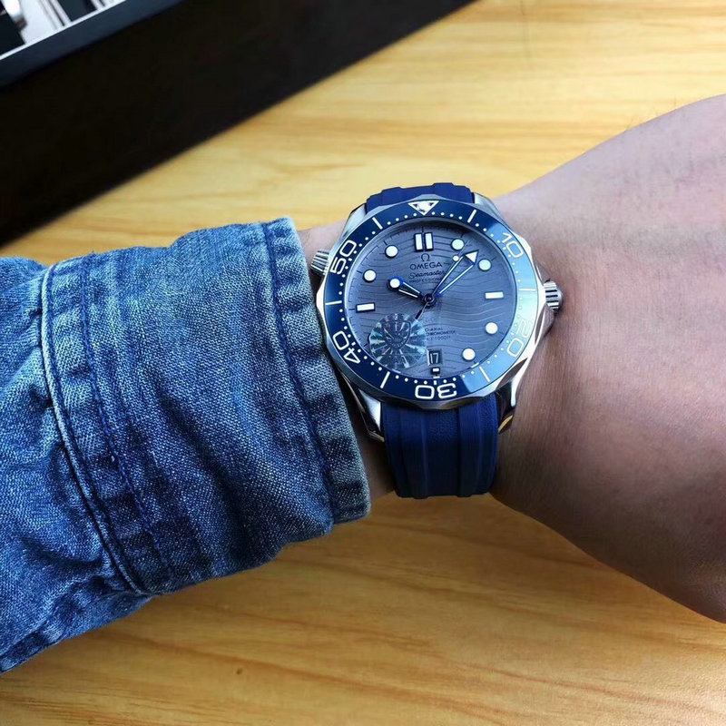 商品名称：オメガ OMEGA ZX-OMT19015 2019年最新入荷 コーアクシャル マスター クロノメーター ウォッチ メンズ 腕時計 自動巻き 時計 カレンダー付き